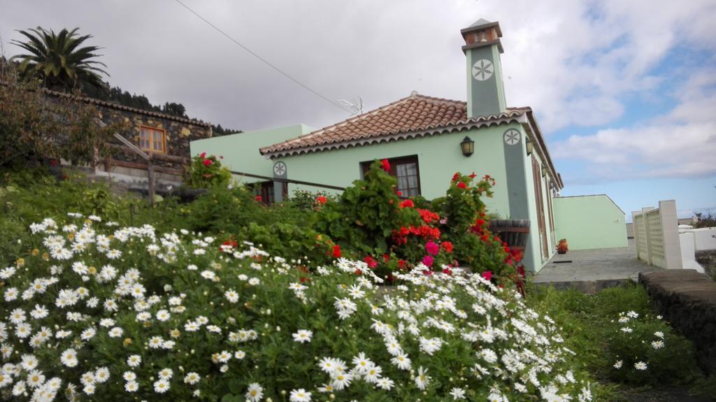 拉帕尔马岛丰卡连特 Casa Clara旅馆 外观 照片